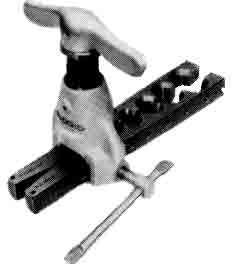 IMPA手冊 編號616775擴管工具和桿式彎管器(圖1)