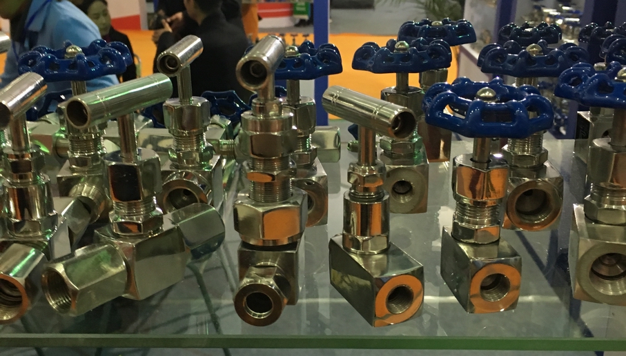 J11W-40P-64P-160P-320P不銹鋼高壓內(nèi)螺紋針型閥(圖11)